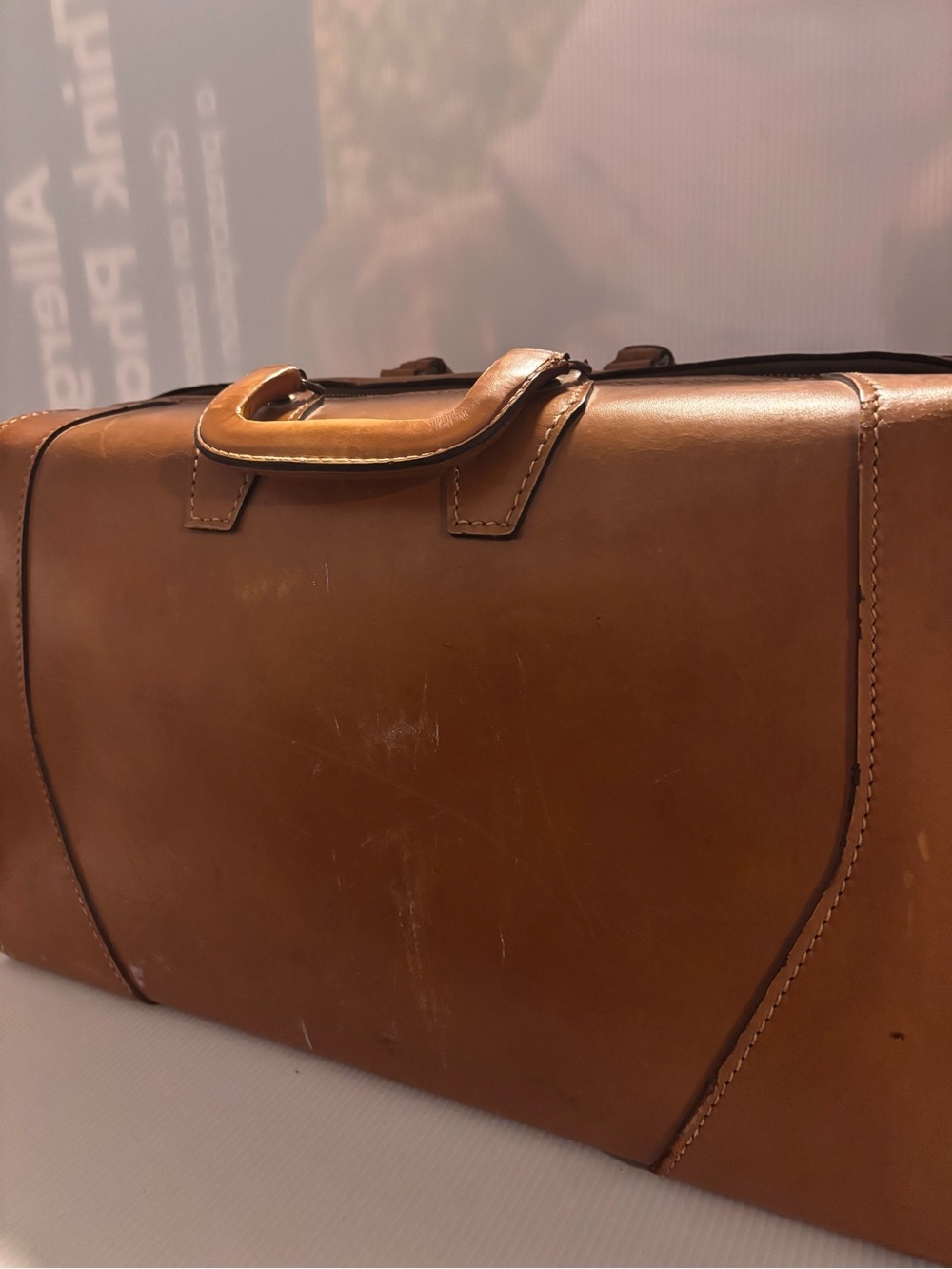 Vintage 1940s/1950s McBrine Baggage Tan Train Case Overnight Luggage 18" - Picture 3 of 8